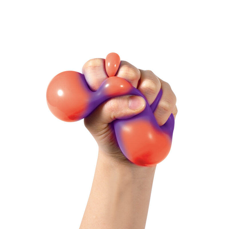 NeeDoh Color Change Squeeze Heart - US 3587